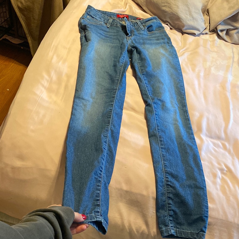 GUESS CURVY SKINNY JEANS size 27